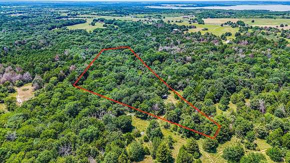 3.16 Acres of Residential Land for Sale in Corsicana, Texas