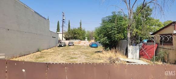 0.14 Acres of Land for Sale in Bakersfield, California