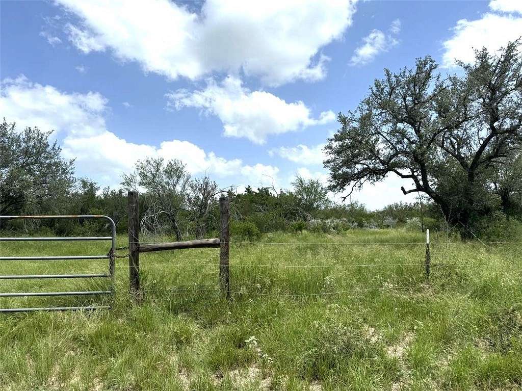 20.37 Acres of Recreational Land for Sale in George West, Texas