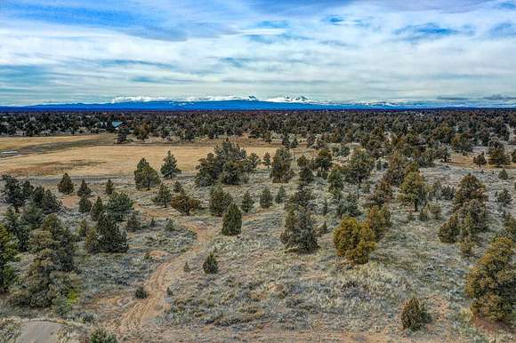 30 Acres of Recreational Land & Farm for Sale in Bend, Oregon