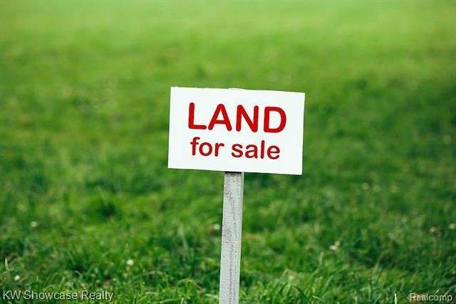 0.37 Acres of Residential Land for Sale in West Bloomfield, Michigan