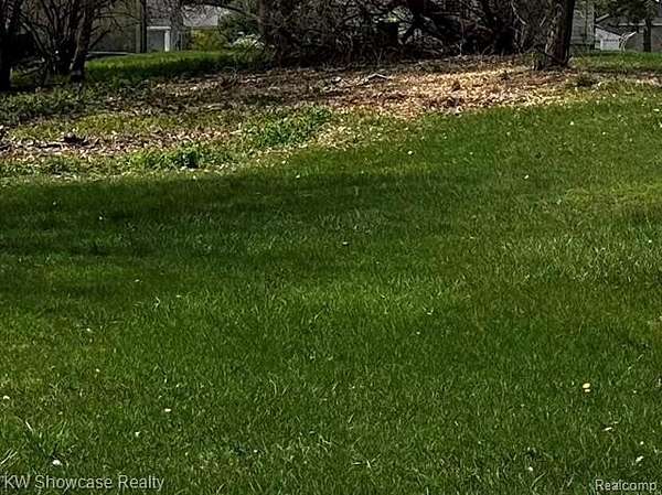 0.37 Acres of Residential Land for Sale in West Bloomfield, Michigan