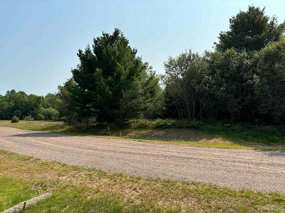 4.1 Acres of Residential Land for Sale in Houghton, Michigan