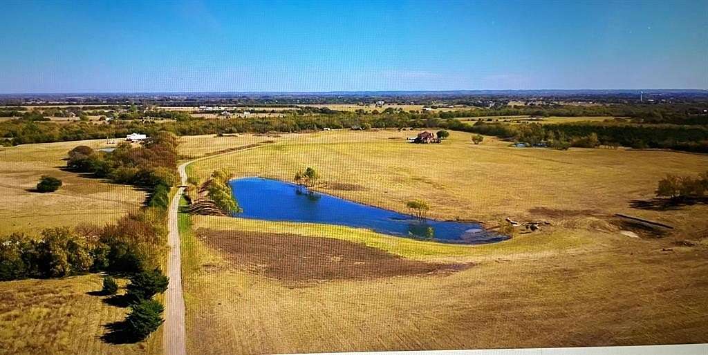 12.4 Acres of Land for Sale in Blue Ridge, Texas