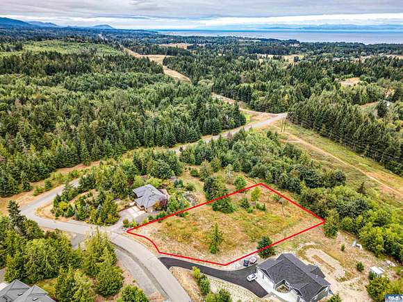 1.01 Acres of Residential Land for Sale in Port Angeles, Washington