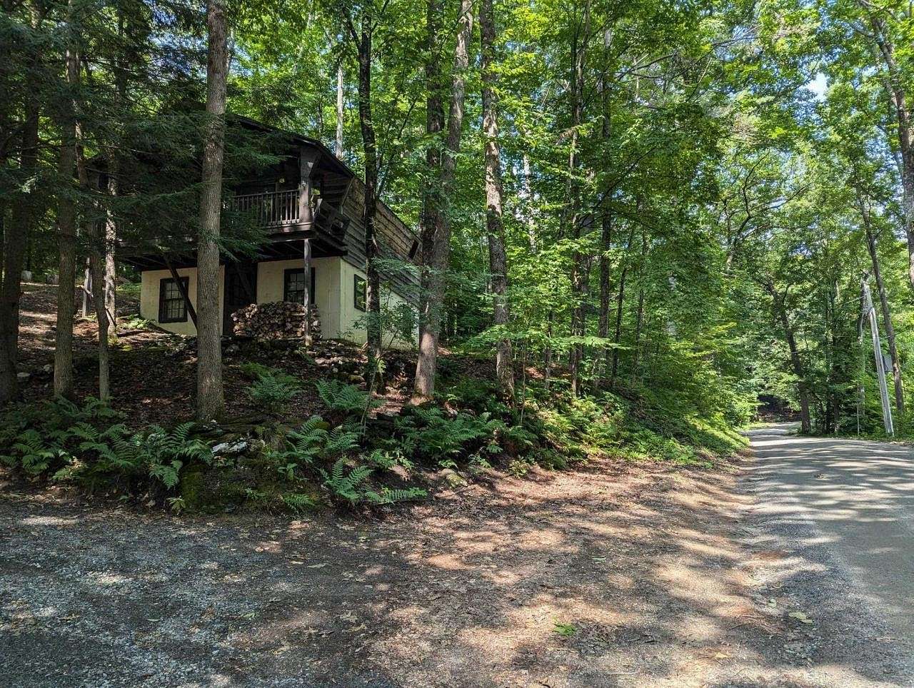 3.6 Acres of Residential Land with Home for Sale in Hartland, Vermont