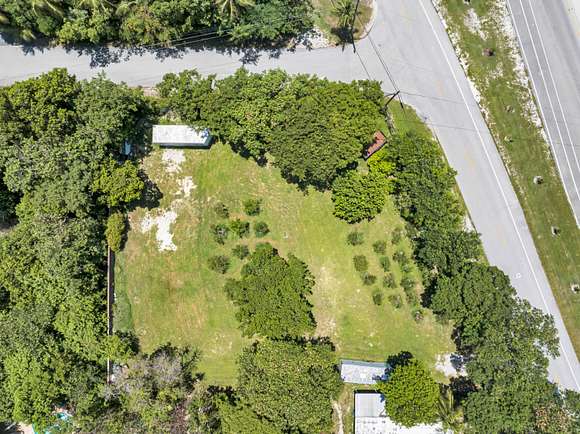 Residential Land for Sale in Plantation Key, Florida