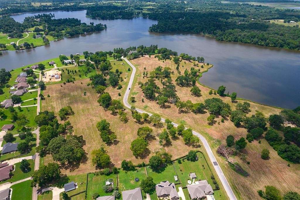 1.457 Acres of Residential Land for Sale in Mount Pleasant, Texas