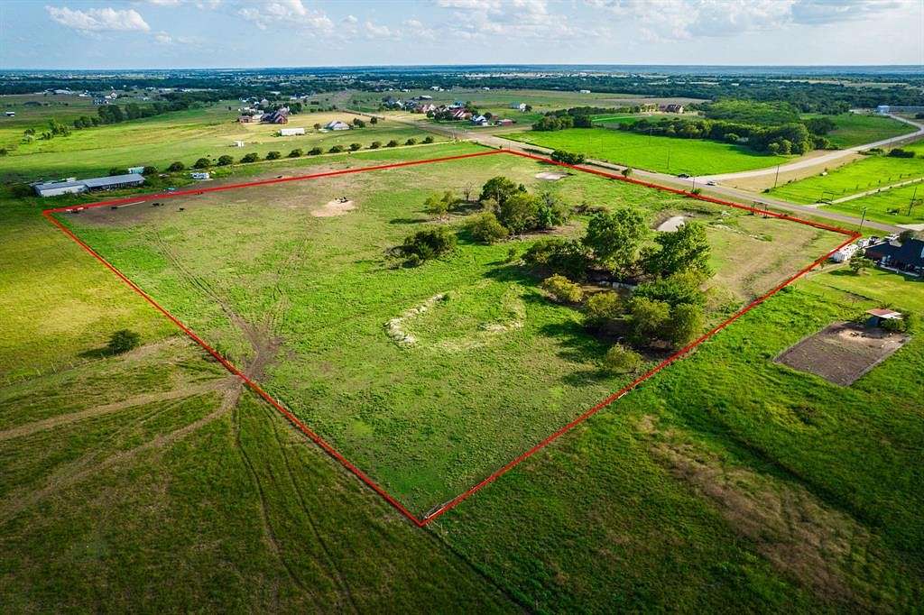 12 Acres of Land for Sale in Waxahachie, Texas