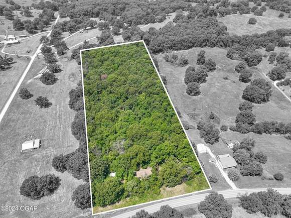 8 Acres of Residential Land for Sale in Neosho, Missouri