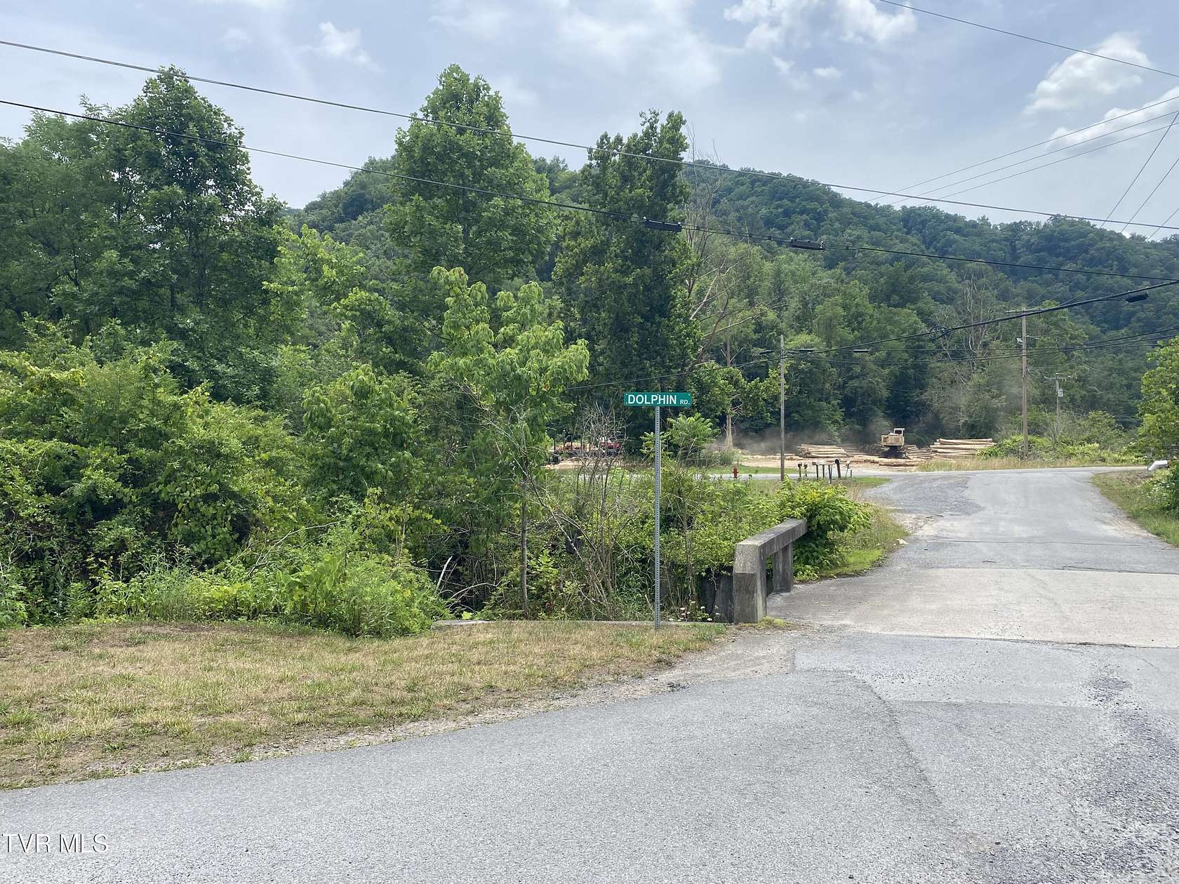 109 Acres of Mixed-Use Land for Sale in Vansant, Virginia