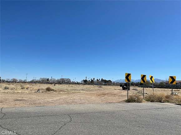 4.657 Acres of Land for Sale in Palmdale, California