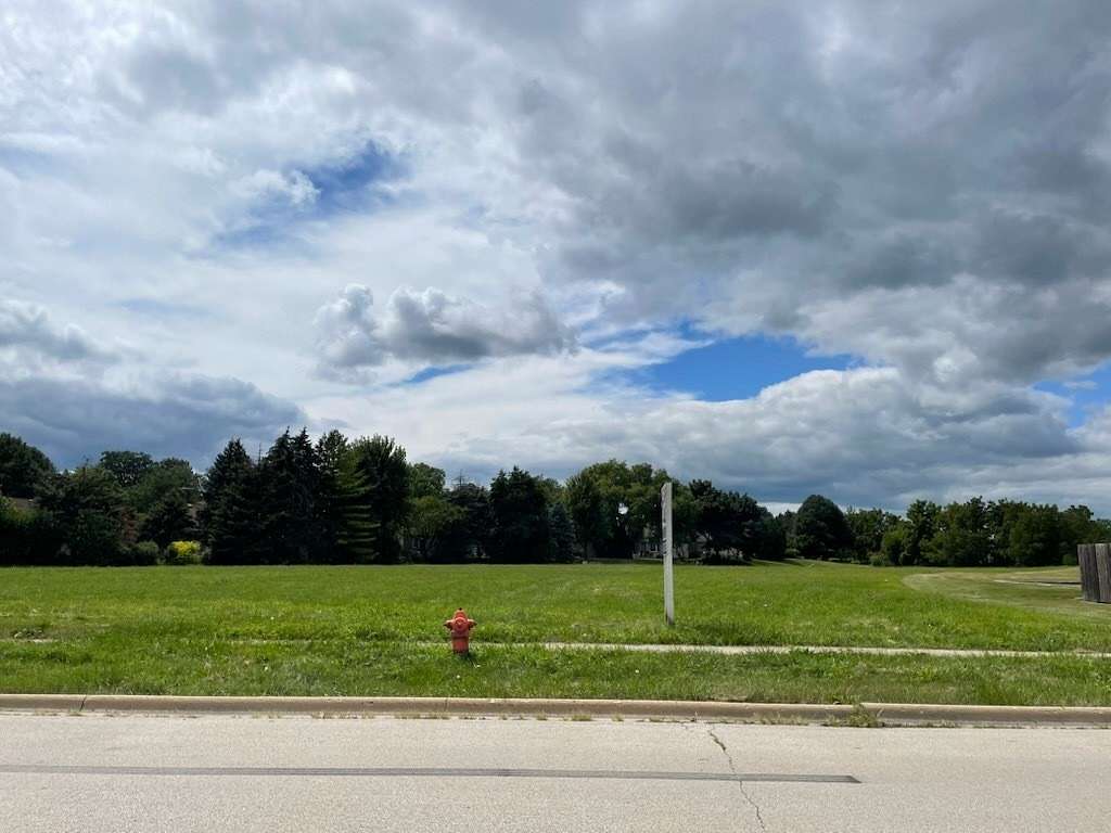 2.58 Acres of Commercial Land for Sale in Elgin, Illinois