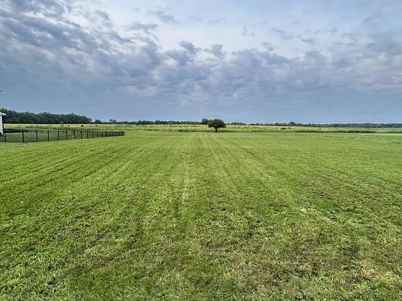 0.76 Acres of Residential Land for Sale in Yorkville, Illinois