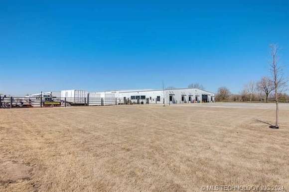 2 Acres of Improved Commercial Land for Sale in Broken Arrow, Oklahoma