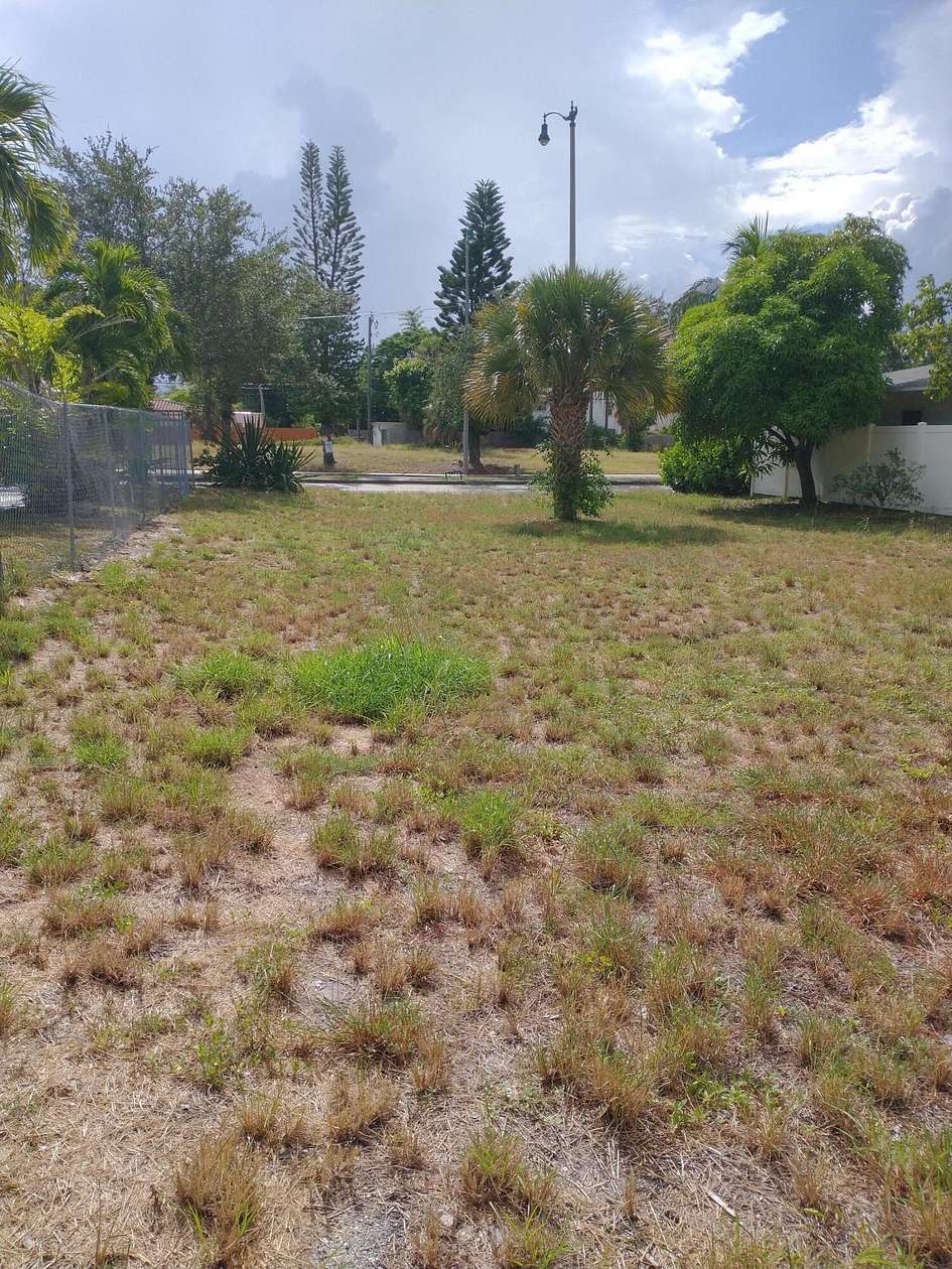 0.14 Acres of Commercial Land for Sale in West Palm Beach, Florida