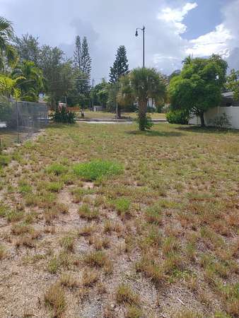 0.14 Acres of Commercial Land for Sale in West Palm Beach, Florida