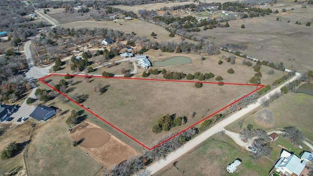 4.77 Acres of Residential Land for Sale in Whitesboro, Texas