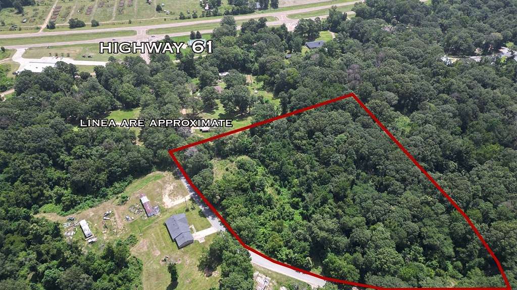 2.65 Acres of Residential Land for Sale in Natchez, Mississippi