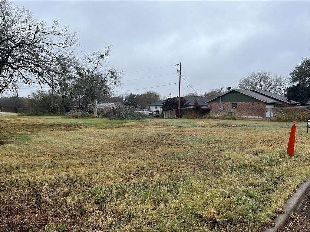 0.26 Acres of Residential Land for Sale in Beeville, Texas