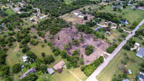 4.3 Acres of Residential Land for Sale in Dale, Texas