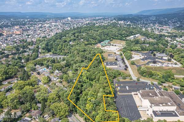 2.5 Acres of Residential Land for Sale in Altoona, Pennsylvania