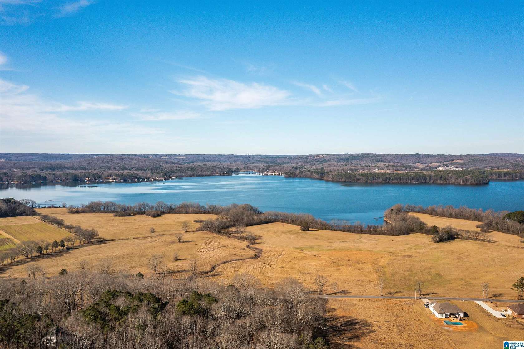 150 Acres of Land for Sale in Guntersville, Alabama