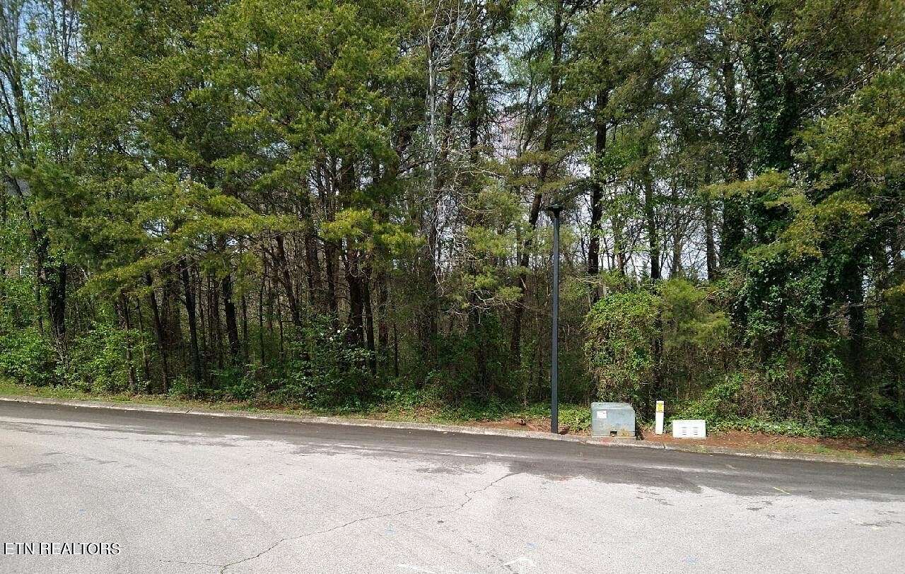 0.7 Acres of Residential Land for Sale in Maryville, Tennessee