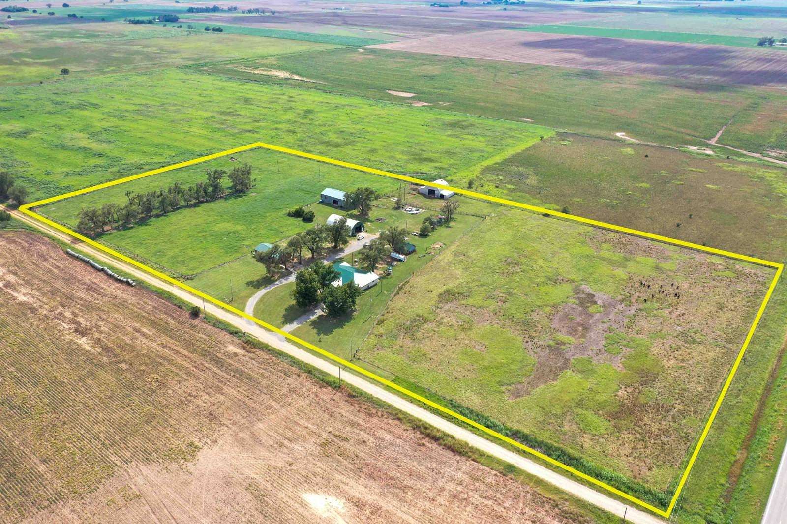 18.5 Acres of Land with Home for Sale in Lamont, Oklahoma