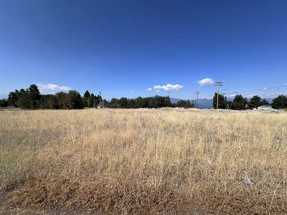 0.52 Acres of Residential Land for Sale in Chiloquin, Oregon