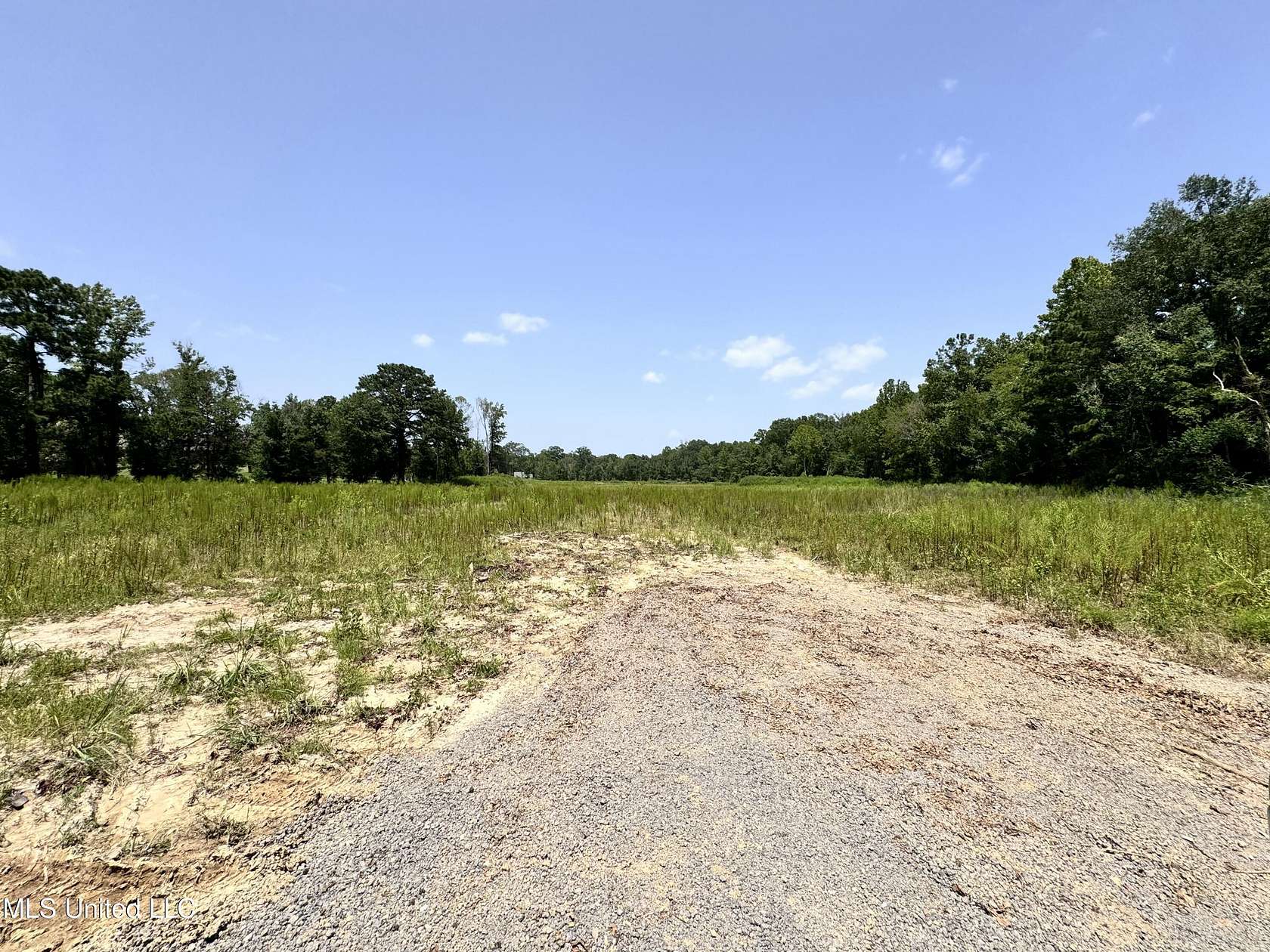 18 Acres of Land for Sale in Brandon, Mississippi