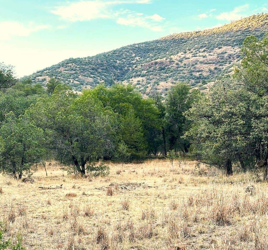 5.25 Acres of Land for Sale in Fort Davis, Texas