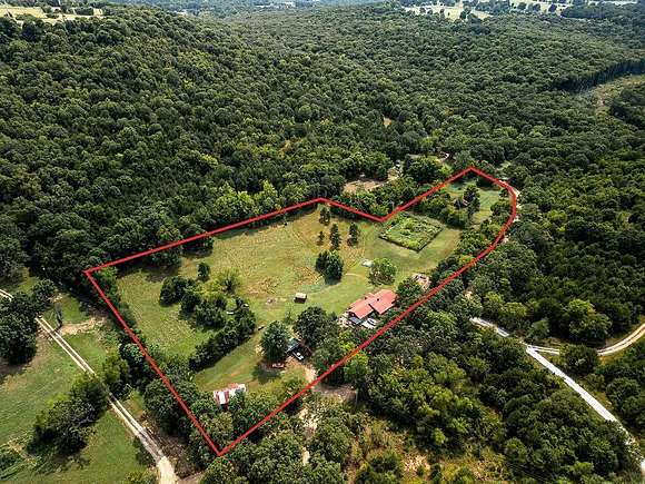 5.6 Acres of Residential Land with Home for Sale in Fayetteville, Arkansas