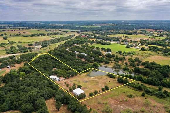 7.01 Acres of Residential Land with Home for Sale in Boyd, Texas