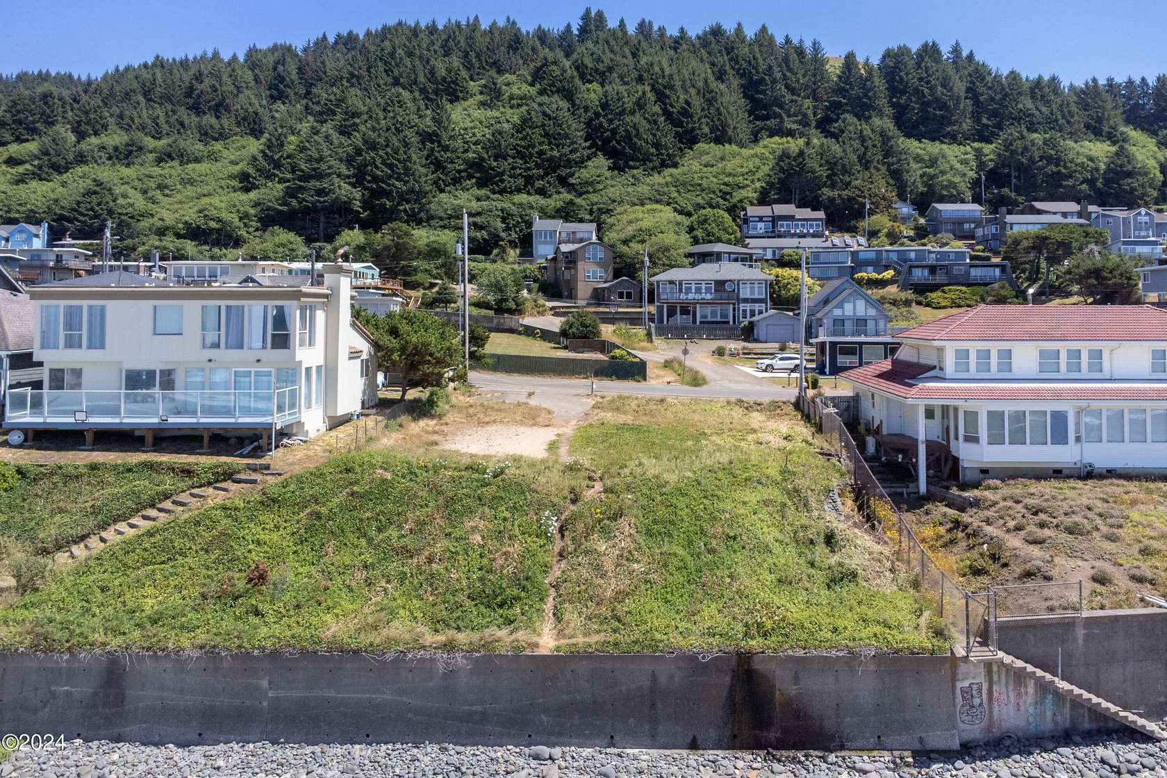 0.39 Acres of Residential Land for Sale in Lincoln City, Oregon