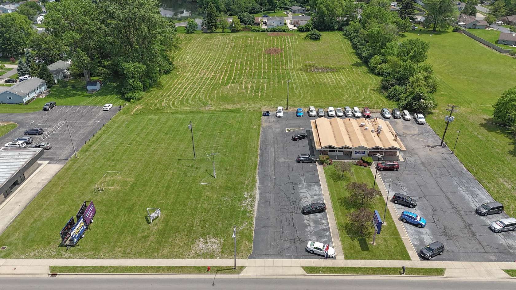 4.58 Acres of Improved Commercial Land for Sale in Bellefontaine, Ohio