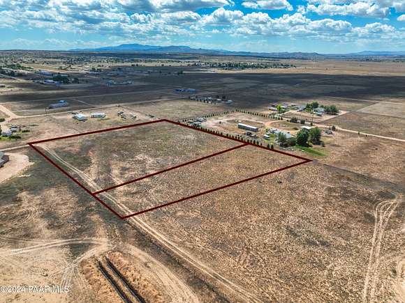 4.01 Acres of Residential Land for Sale in Paulden, Arizona