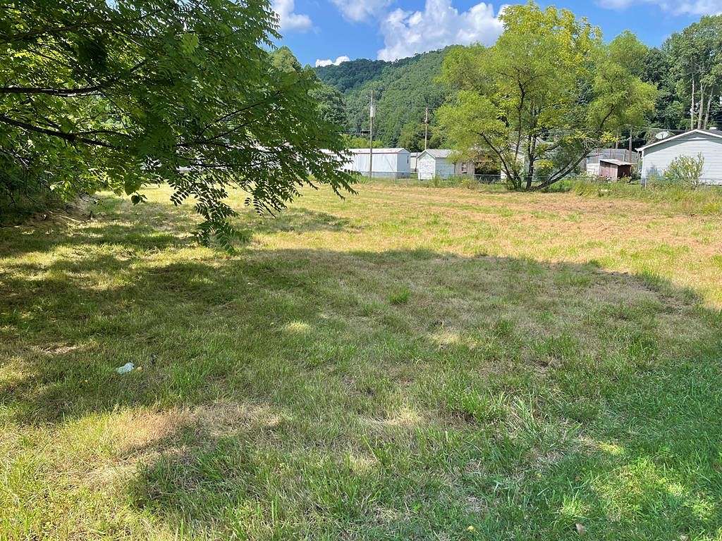 0.52 Acres of Residential Land for Sale in Raven, Virginia