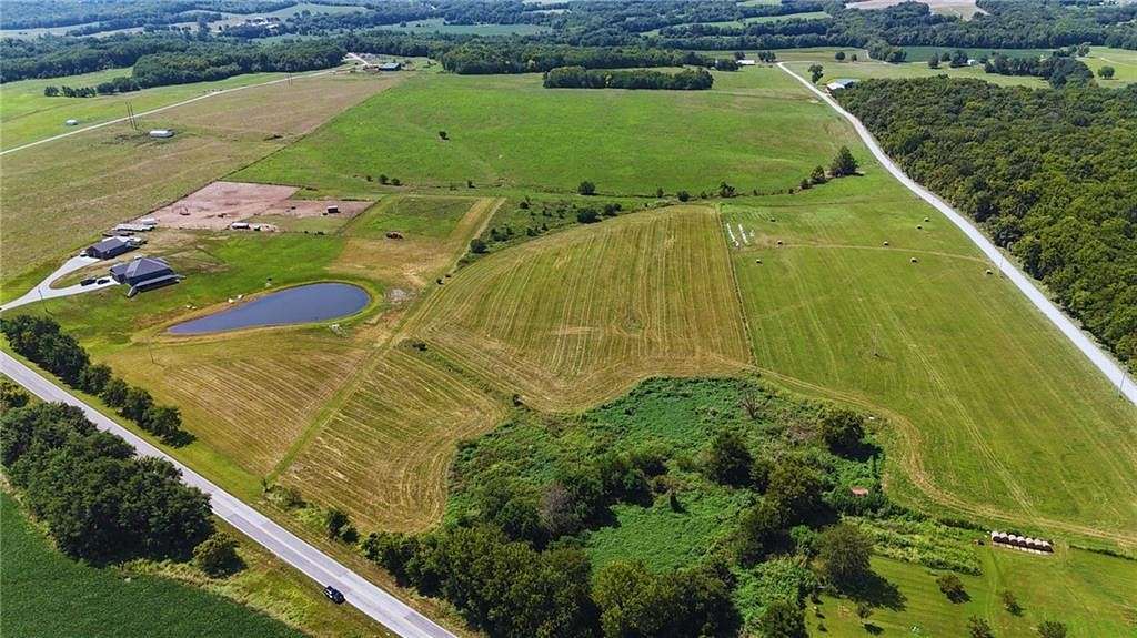 10.72 Acres of Land for Sale in Sedalia, Missouri