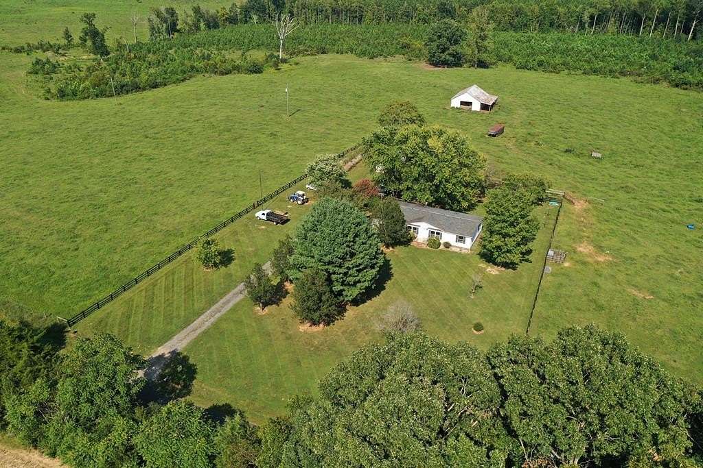 39 Acres of Recreational Land with Home for Sale in Dillwyn, Virginia