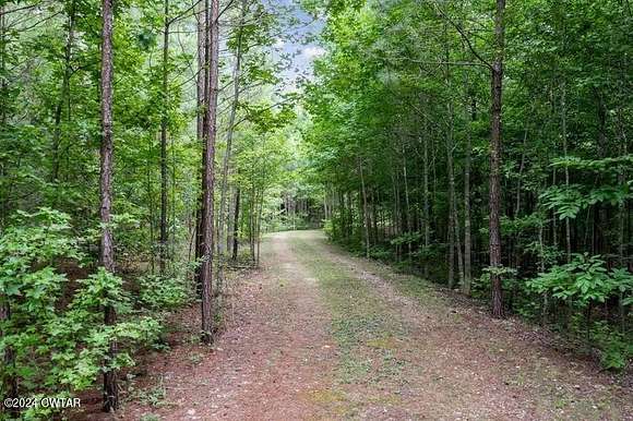 134 Acres of Land with Home for Sale in Wildersville, Tennessee