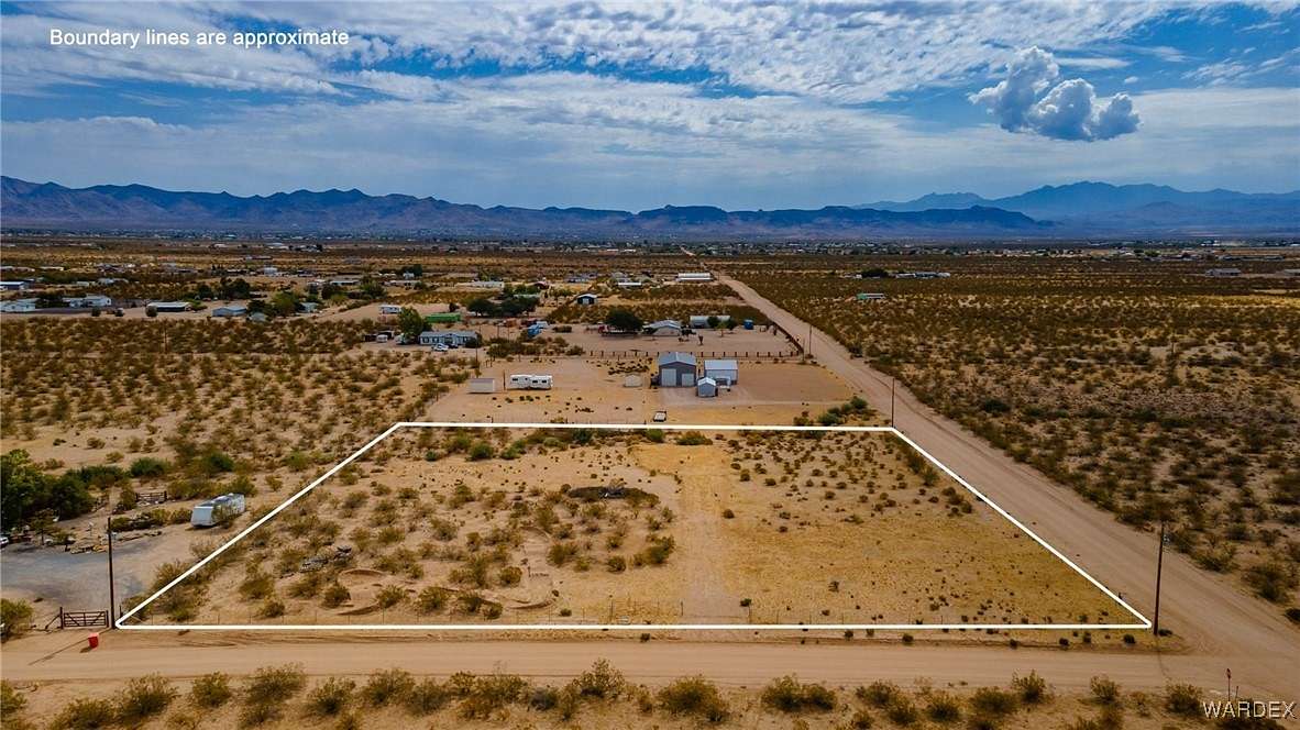 2.26 Acres of Residential Land for Sale in Golden Valley, Arizona