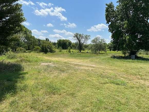 6.87 Acres of Residential Land with Home for Sale in Lexington, Oklahoma