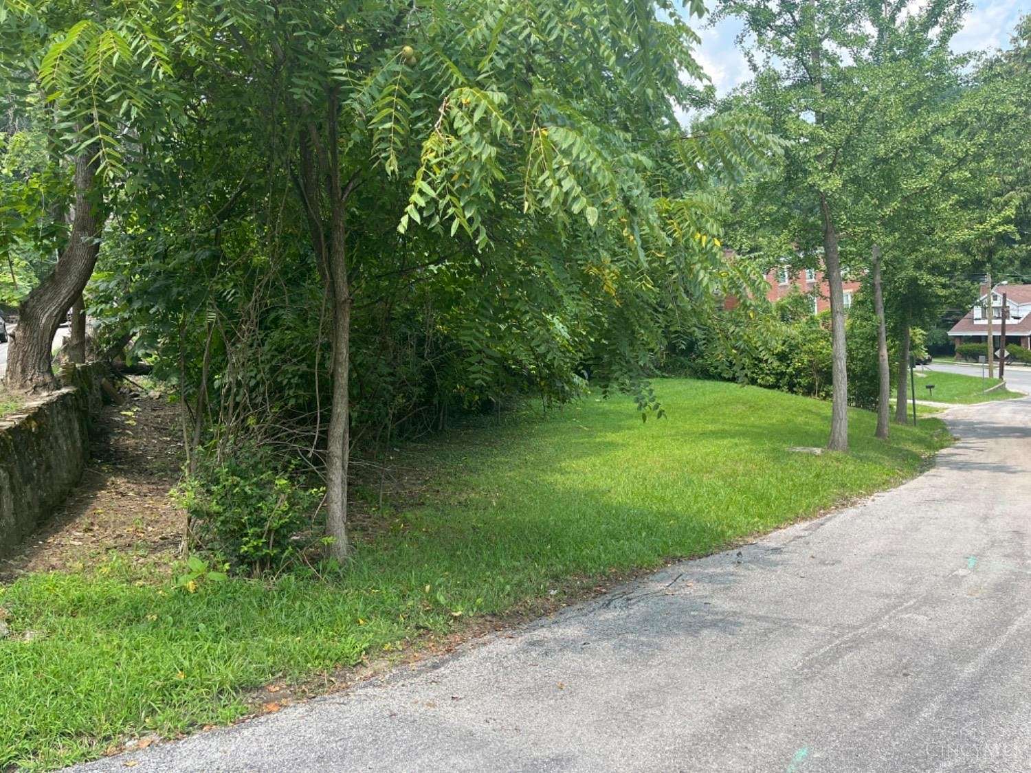 0.041 Acres of Residential Land for Sale in Cincinnati, Ohio