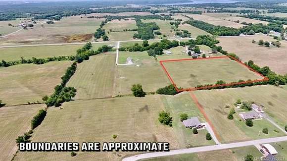 8.641 Acres of Mixed-Use Land for Sale in Locust Grove, Oklahoma