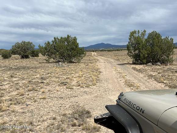 40.01 Acres of Recreational Land for Sale in Ash Fork, Arizona