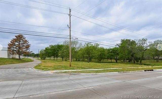 8.521 Acres of Residential Land for Sale in Tulsa, Oklahoma