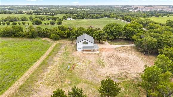 5.72 Acres of Residential Land for Sale in Van Alstyne, Texas