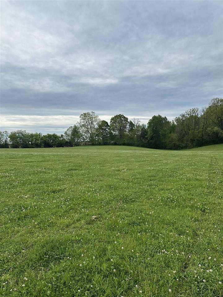 23.67 Acres of Agricultural Land for Sale in Woodburn, Kentucky