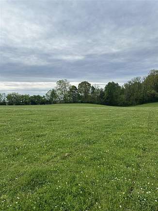 23.7 Acres of Agricultural Land for Sale in Woodburn, Kentucky